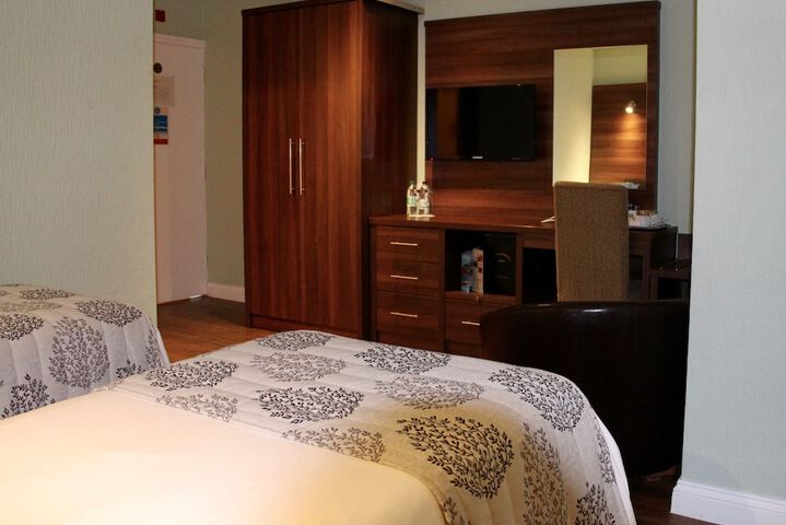 Room 2 of 59