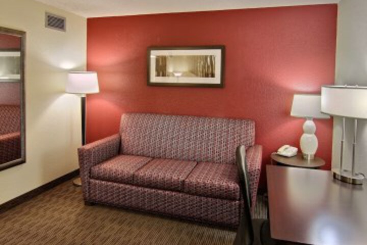 Room 25 of 54