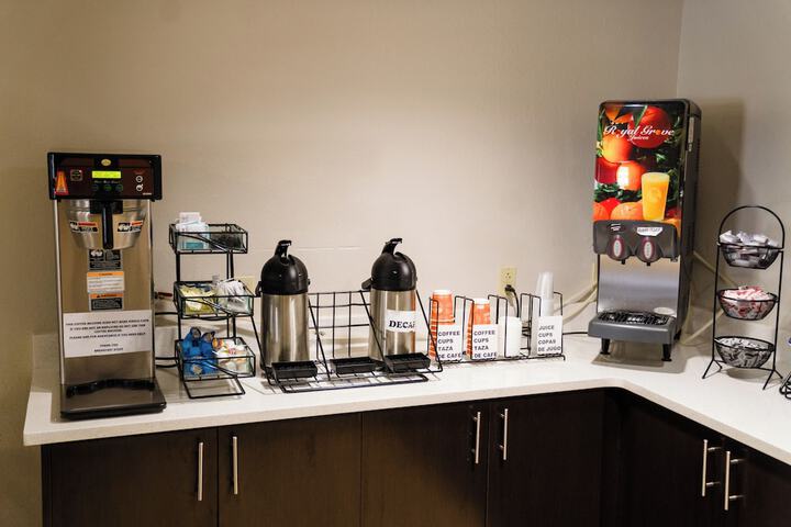 Breakfast area