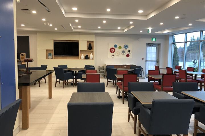 Breakfast/Coffee Service 37 of 48