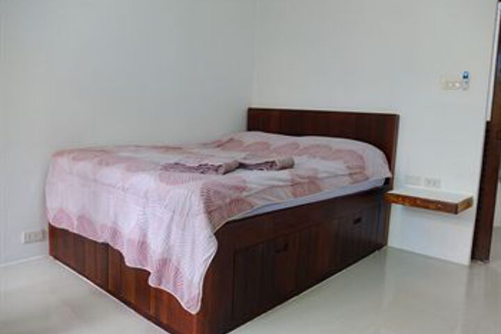 Room 14 of 40