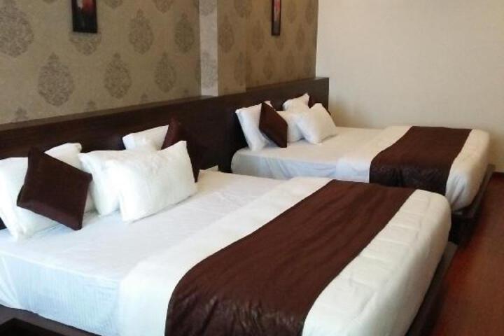 Hotel Samanvi International