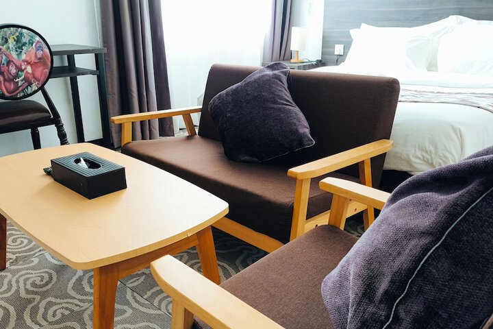 Room 20 of 76
