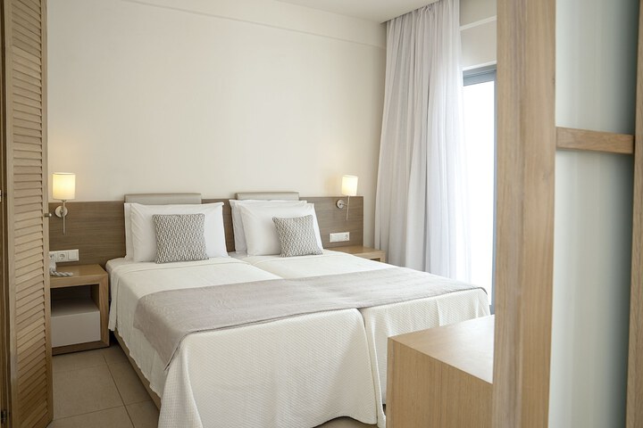 Room 37 of 117