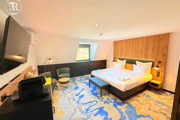 Room 64 of 217