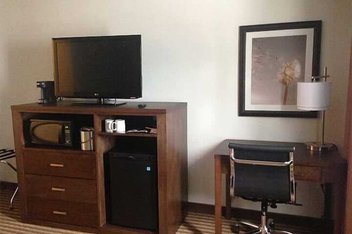 Room 10 of 24