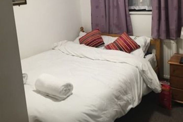 Room 5 of 15