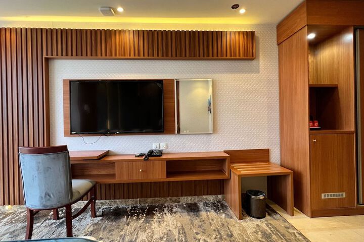 Room 14 of 47