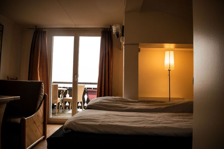 Room 14 of 65