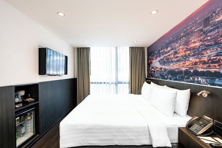 Room 16 of 43