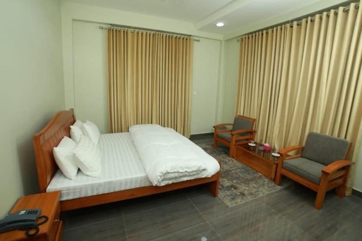 Room 14 of 35