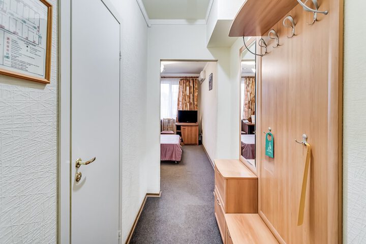 Room 30 of 54
