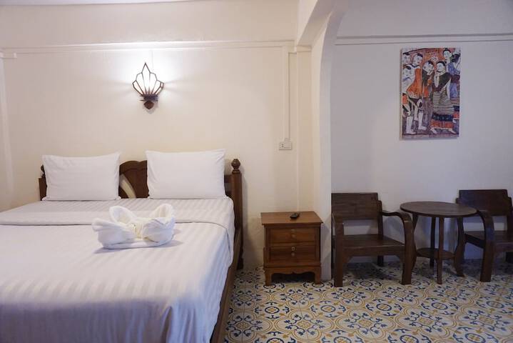 Room 16 of 35