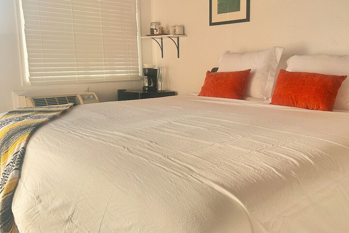 Image of West Coast Surf and Stay