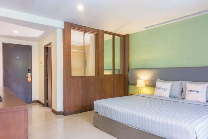 Room 50 of 127
