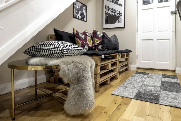 Tudors Jewellery Quarter Townhouse
