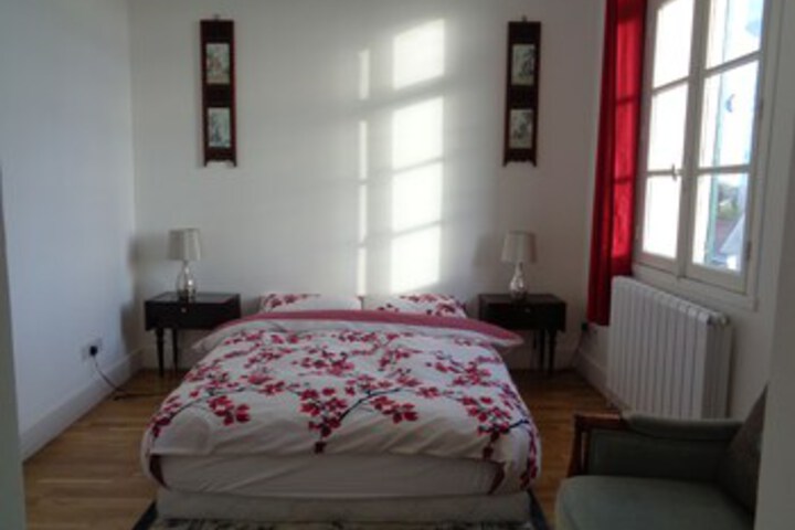 Room 44 of 64