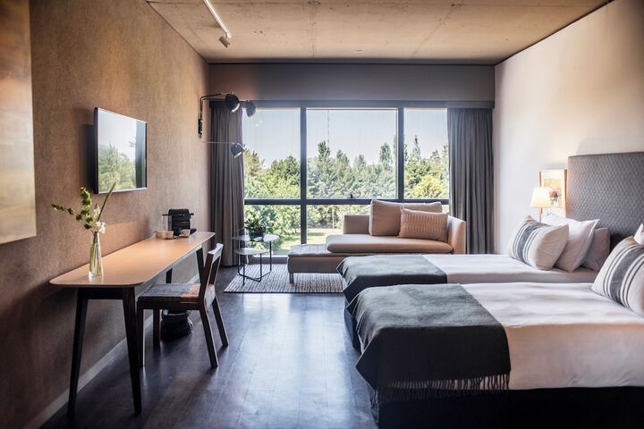 Room 18 of 49