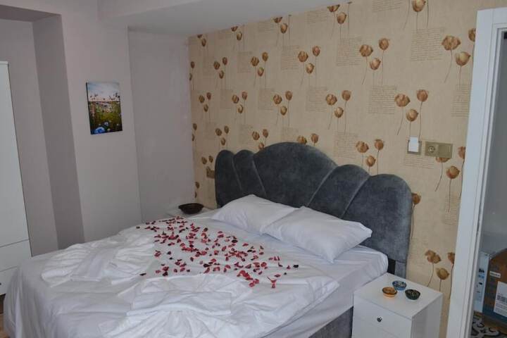 Room 3 of 31