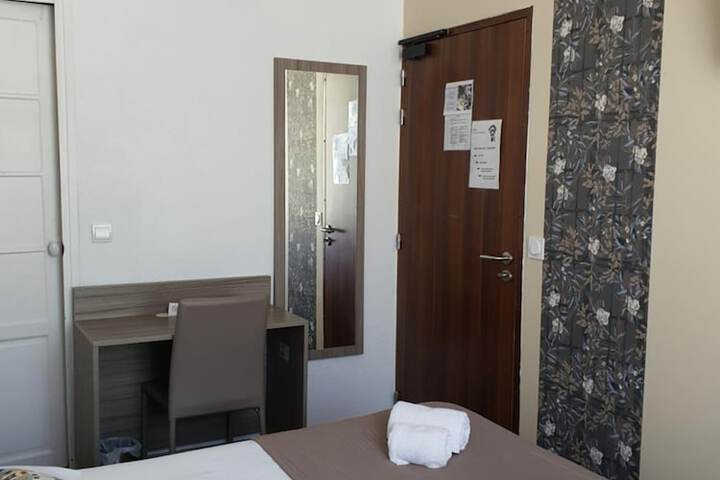 Room 18 of 62