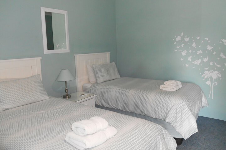 Room 17 of 50