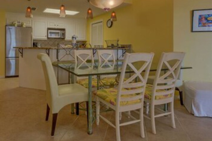 Dining 43 of 148