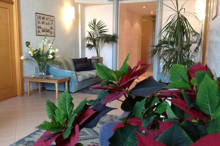 Hotel Interior 4 of 57
