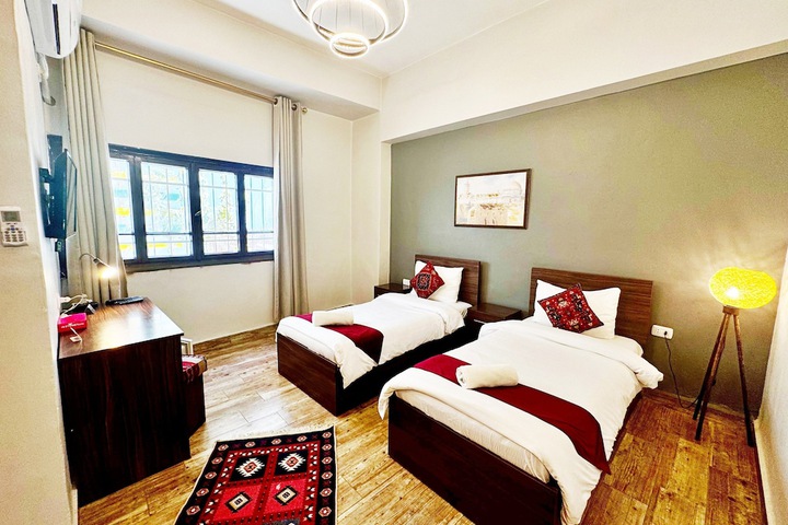 Room 50 of 114