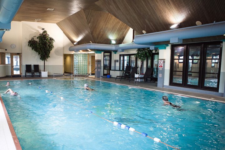 Hotel with Pool