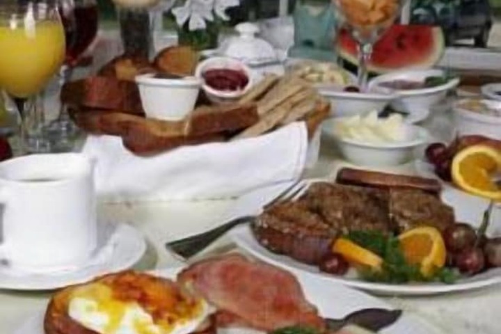 Breakfast/Coffee Service 19 of 34