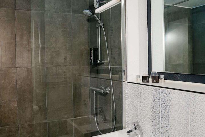 Clean Restrooms