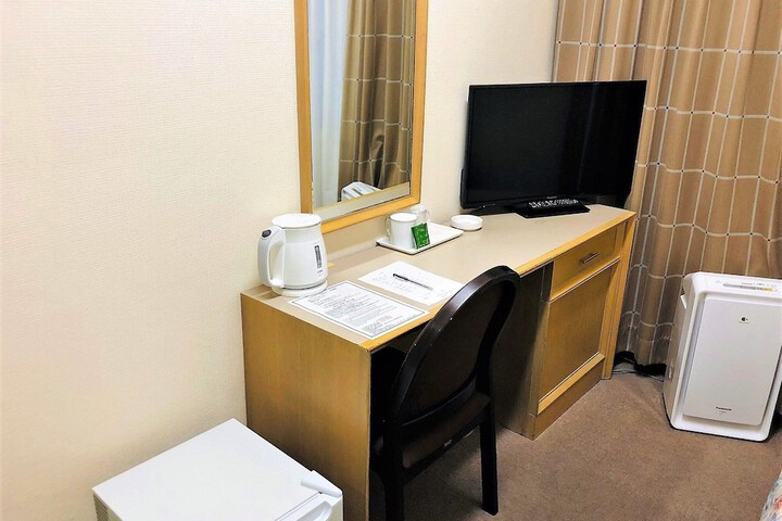 Room 20 of 48