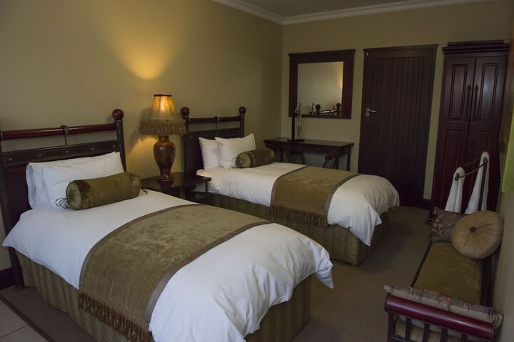 Room 6 of 45