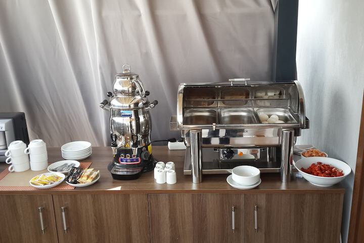 Breakfast/Coffee Service 48 of 54