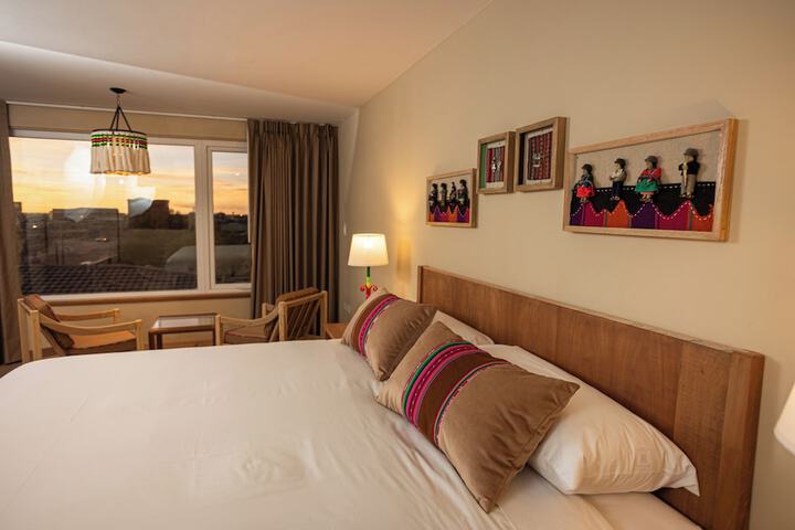 Room 5 of 28