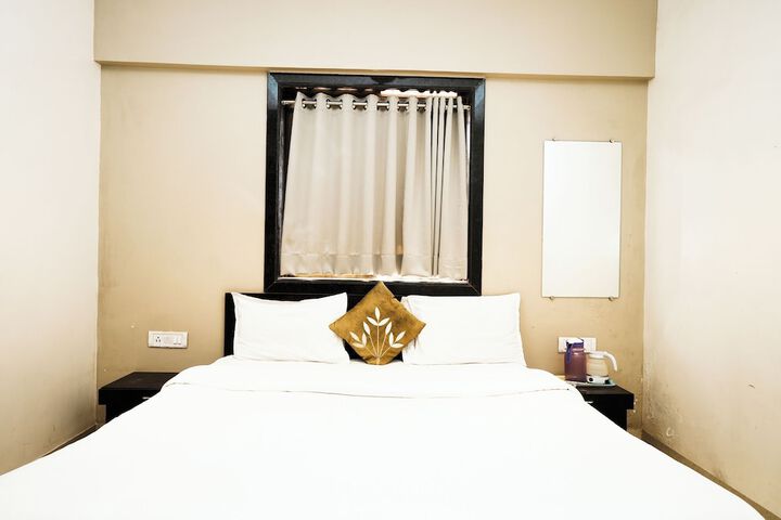 Room 13 of 47