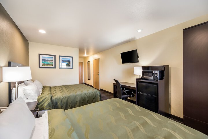 Room 21 of 40