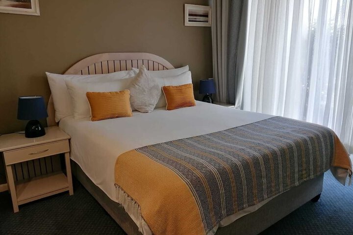 Room 27 of 59