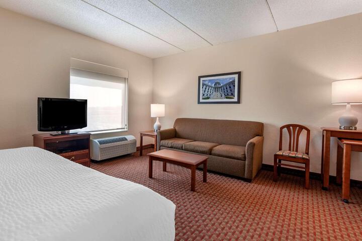 Room 76 of 93