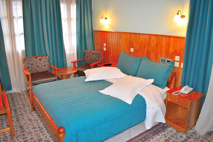 Room 15 of 38