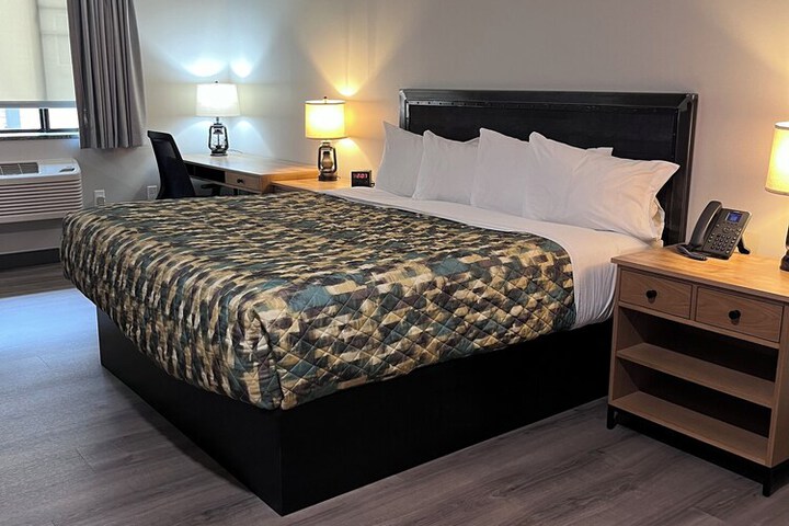 Room 3 of 30