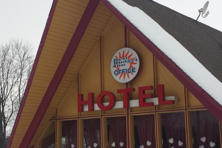 Exterior of BEST BUDGET INN