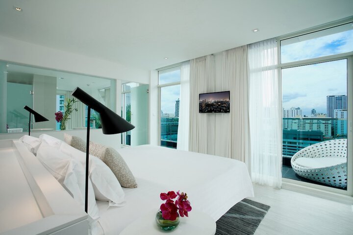 Room 34 of 135