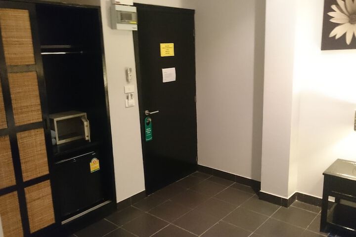 Room 14 of 116