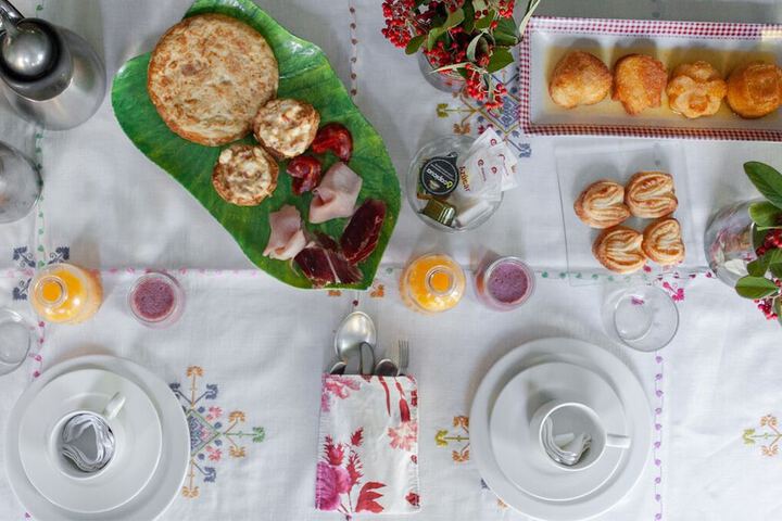 Breakfast/Coffee Service 107 of 116