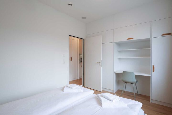Room 7 of 57