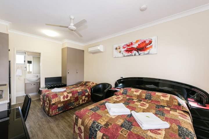 Room 12 of 61