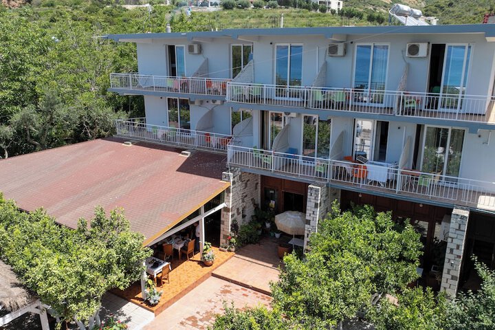 Hotel 113 of 178