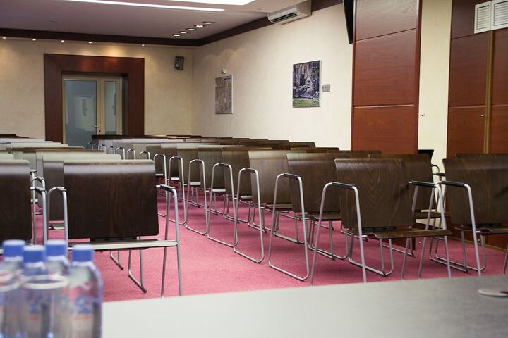 Meeting 9 of 87