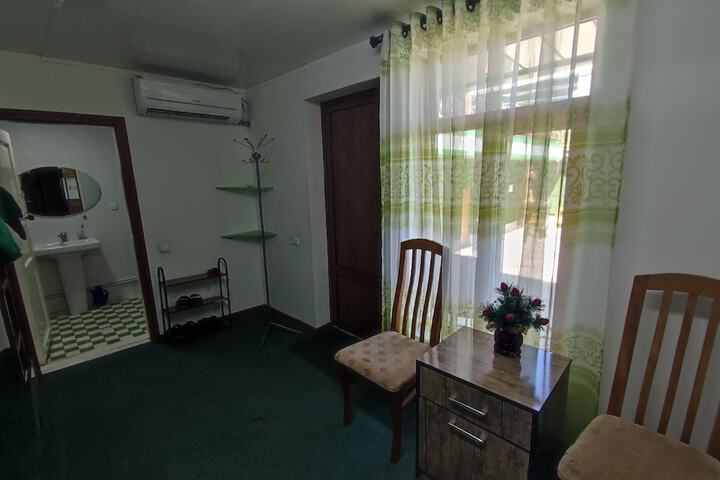 Room 16 of 70